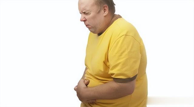 新型冠状肺炎|肠息肉不想变肠癌,医生提醒:3种东西尽量少吃,再馋也要忍住