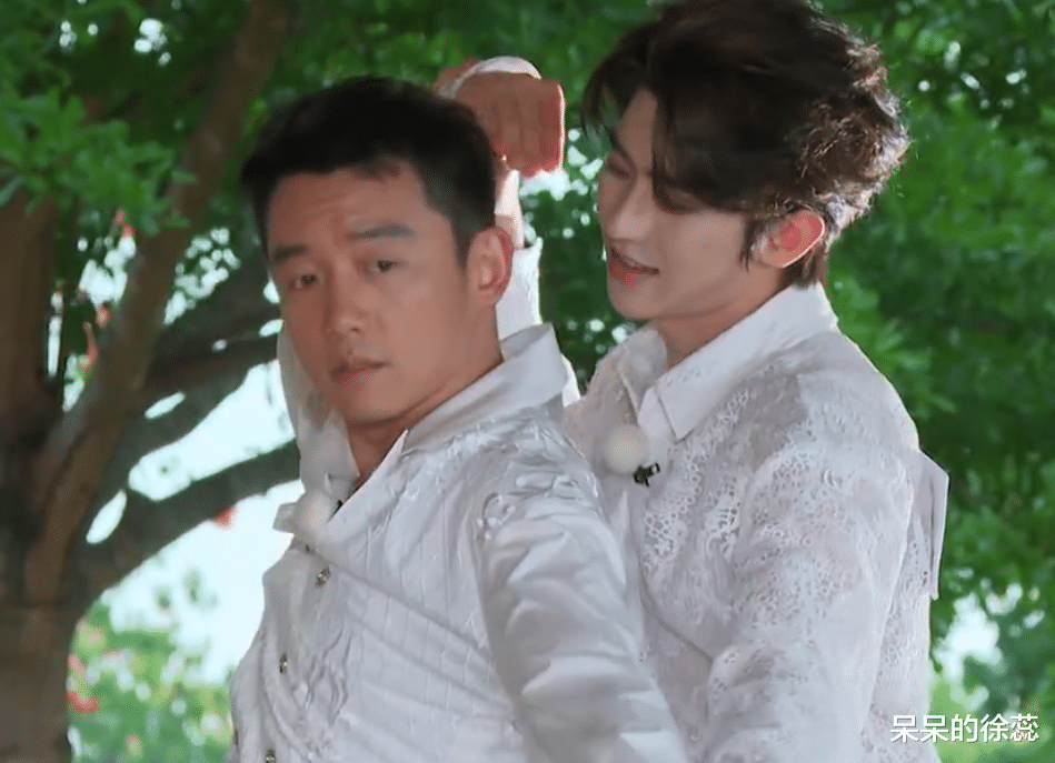 郑恺|《跑男》下期要封神,宋雨琦好猛,郑恺太懵,baby不会又输了吧