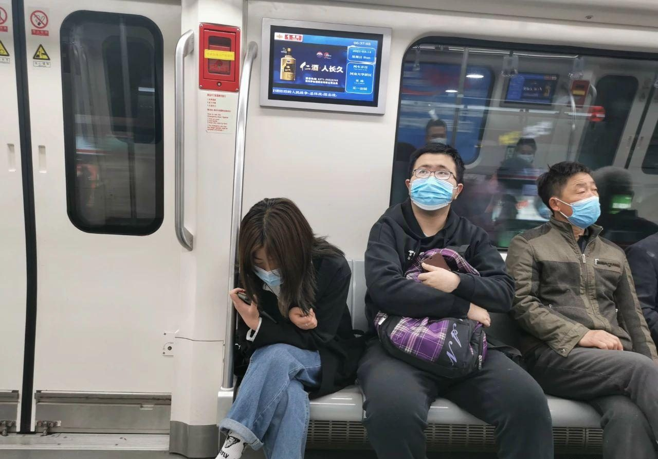 校长道歉了，班主任道歉了，学生只能转学了，但是学籍不会给你的！