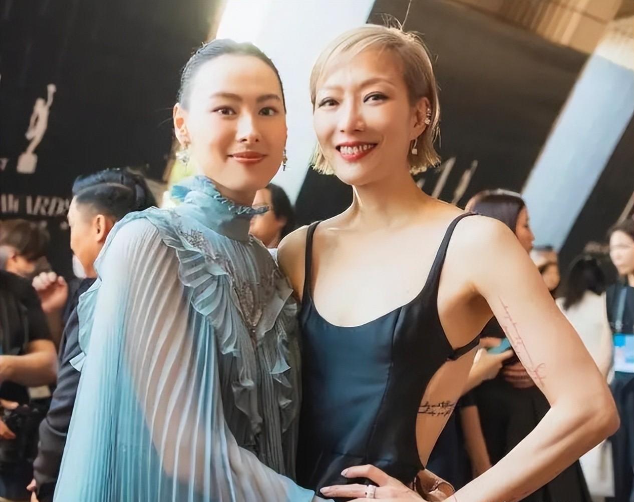 史航|郭嘉文穿露肚脐装秀身材，梁洛施努力发展事业