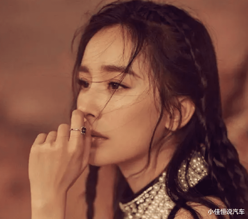 |杨幂的“连环瓜”,热搜要装不下了