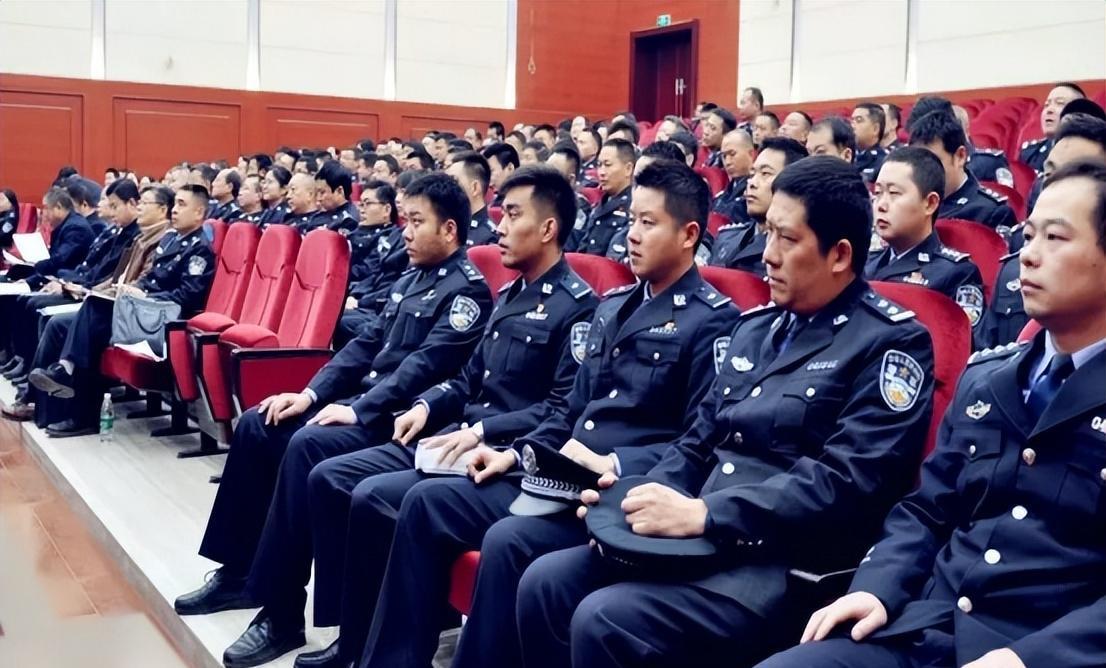 辅警|多地开始清退编外人员，包含哪几类人？公安辅警会被清退吗？