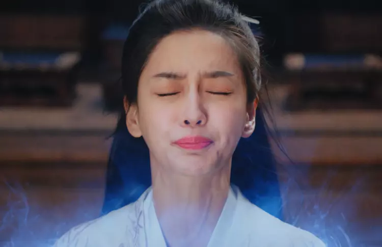 杨颖咖位断崖式下降,自降九成拿1000万片酬,演技也下滑了九成?