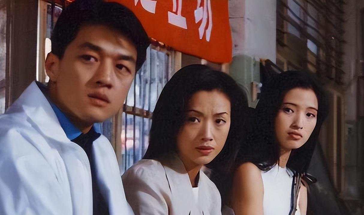 柯蓝:没婚姻,有固定伴侣,黄志忠陪了我10年,生理需求不是问题