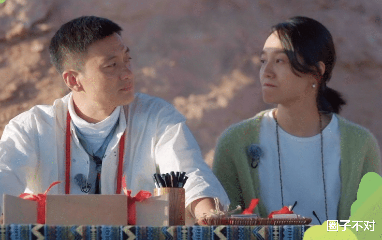 坑了朱丹1600万的人已经被揪出来了！大家还发现周一围也藏的很深