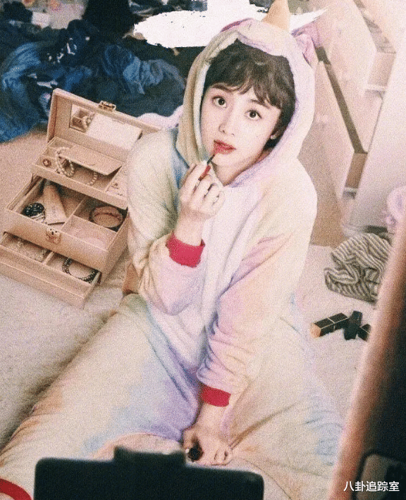 芒果台|鬼鬼与芒果闹掰?向往被打码、明侦合照被裁,被曝得罪大咖遭封杀