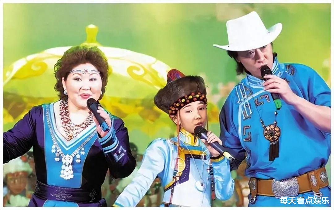 《吉祥三宝》现状：爸爸去世，亲生女儿远嫁韩国生子，妈妈孤独一人