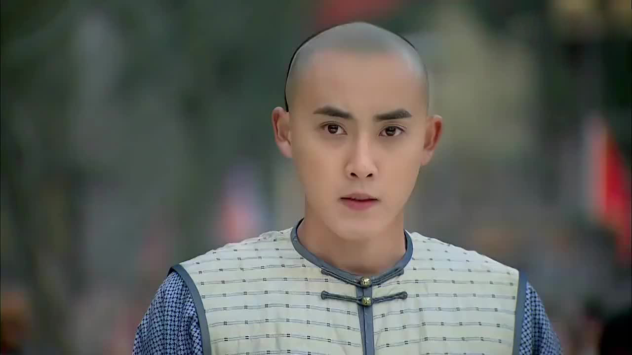 古装剧中的“铁刘海”,到底是哪个老6发明的?谁经得起这么霍霍