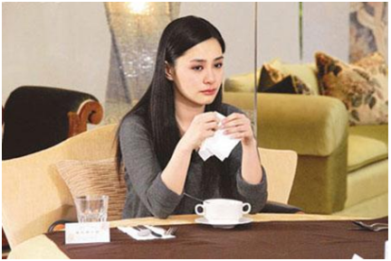 阿娇|阿娇赖弘国离婚2年后:他火速再婚并有子,她不再恨嫁41岁仍单身