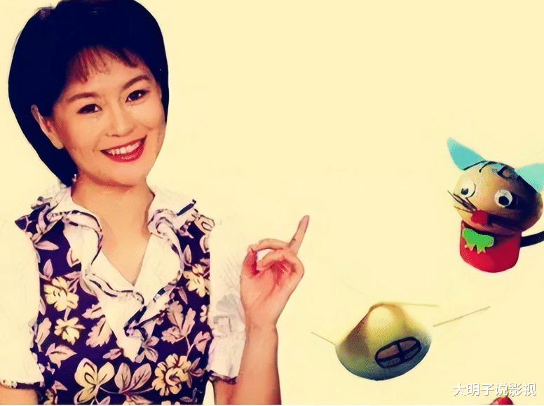 央视主持人鞠萍:再嫁也能幸福,但儿子的婚姻成了最大的心事