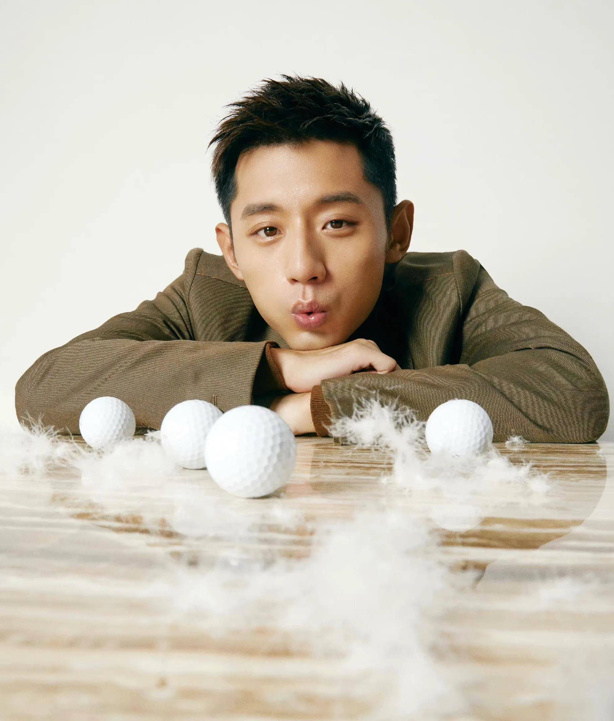 曝张继科欠巨额赌债,分手后用景甜私密照抵债,张继科紧急回应了