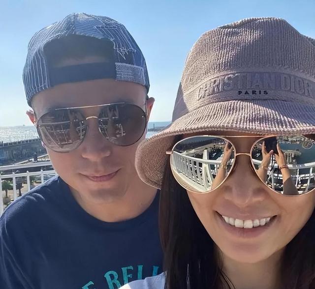 林心如|林心如粉丝澄清内衣风波:是裁剪凸起的褶皱,当时穿了打底衣服