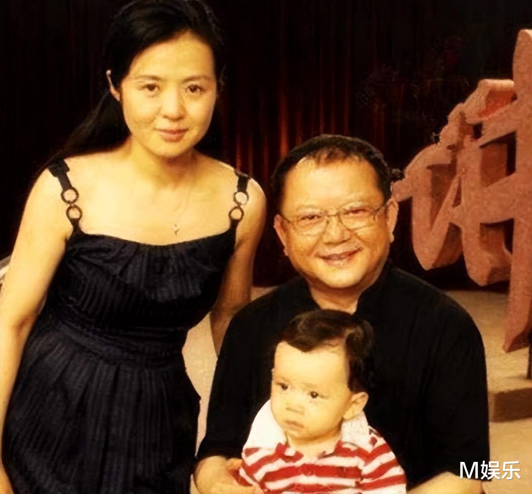 演员王刚清空社交账号,变卖5亿四合院,网友:要跑路了?