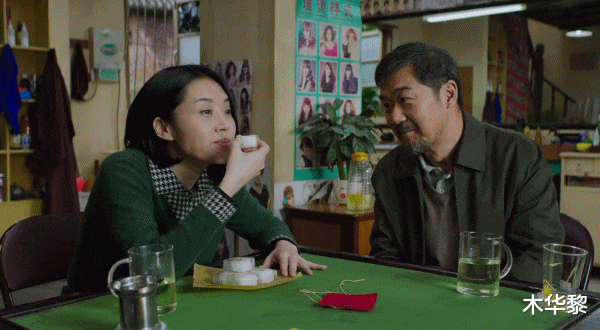 笑掉大牙!首日票房104万,这部耗资1.8亿的新片,被张小斐打懵了