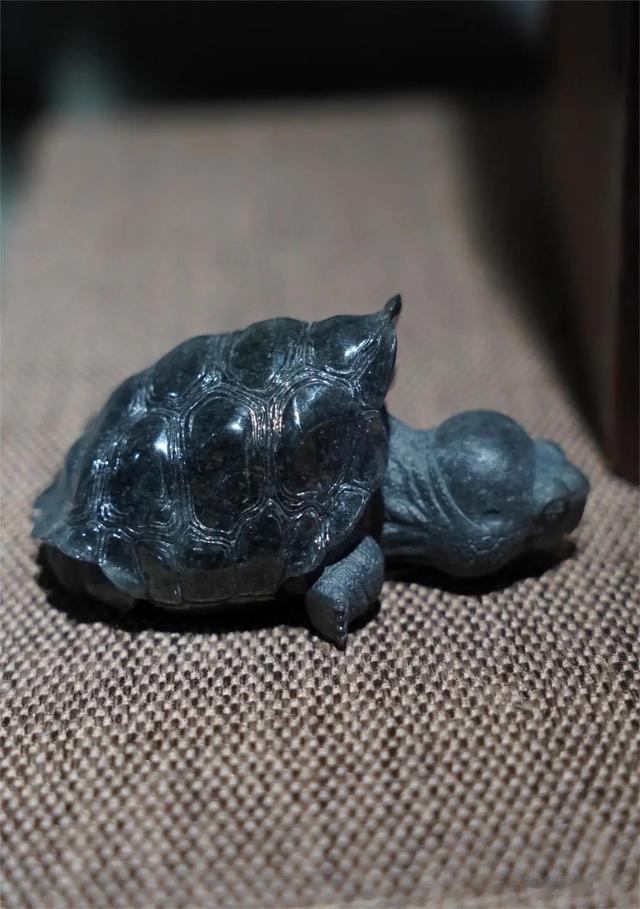 玉雕|爱了!萌态各异的神龟,真佩服玉雕师的脑洞