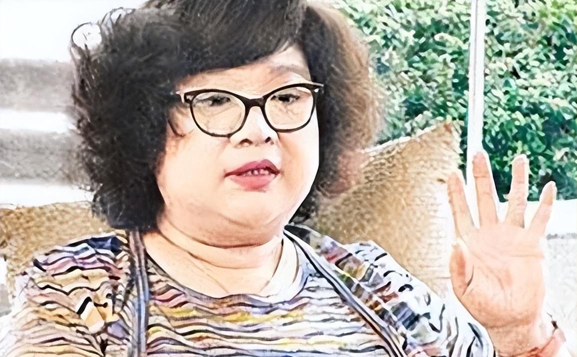 这一次，郑少秋作为父亲的失职，在女儿郑欣宜身上表现得淋漓尽致