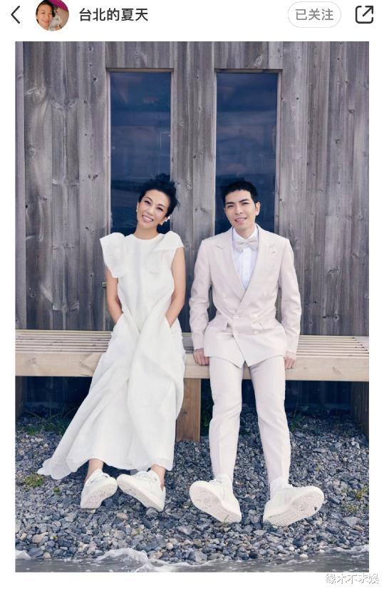 萧敬腾正式官宣结婚！海边婚纱照别具一格，岳父中风多年仍支持！