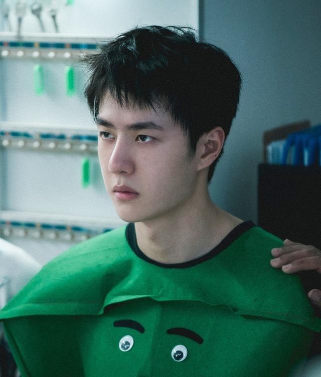 |这就是街舞迟迟不来,这次放出好消息,王一博的周边送不停