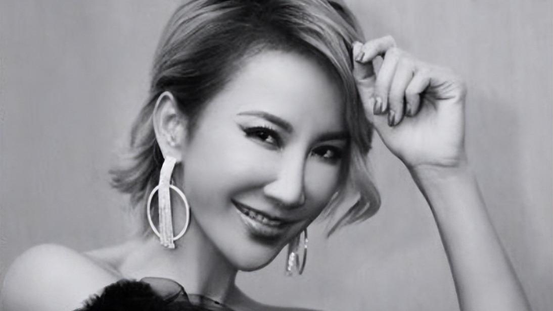 两个继女现身大闹李玟灵堂，不仅不祭拜李玟，却要争夺李玟留下的十数亿遗产