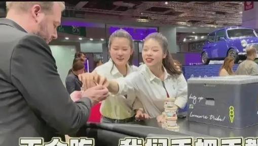求职|宝马招聘女孩被要求统一长相，眯眼、高鼻、厚唇