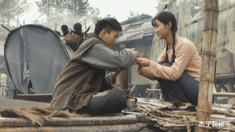 央视《长津湖》遭痛批,3大选角全是败笔,这次还犯了国产剧大忌