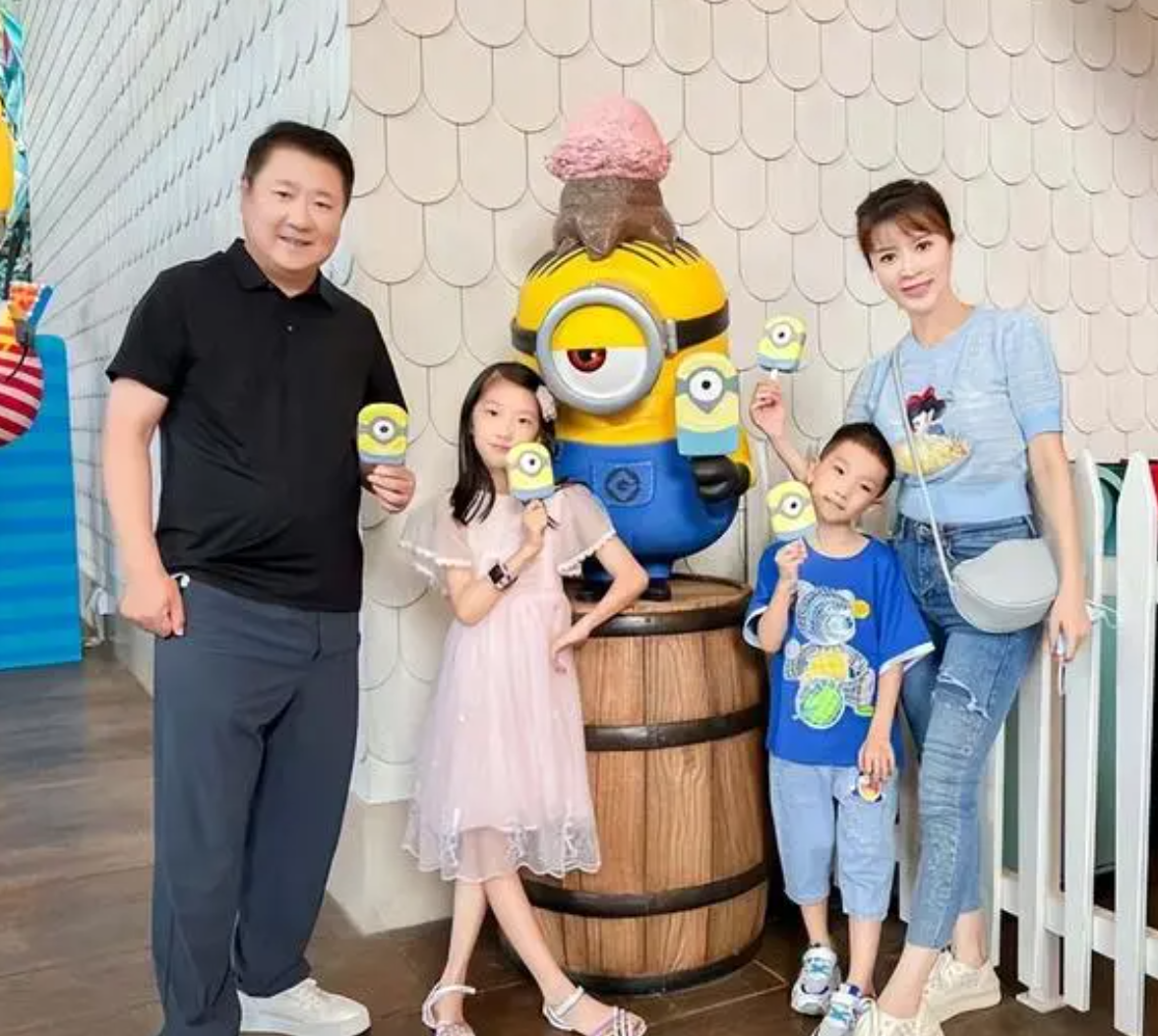 江疏影|大瓜！娱记曝知名女星为父辈大佬产子，信息量巨大，江疏影又躺枪