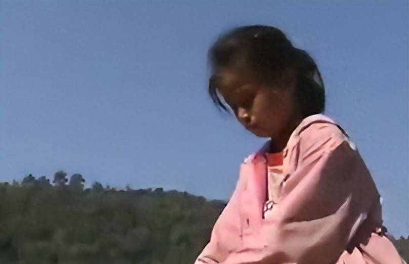 胡歌的一句承诺,改变农村留守女孩的一生,成就一位中科院博士