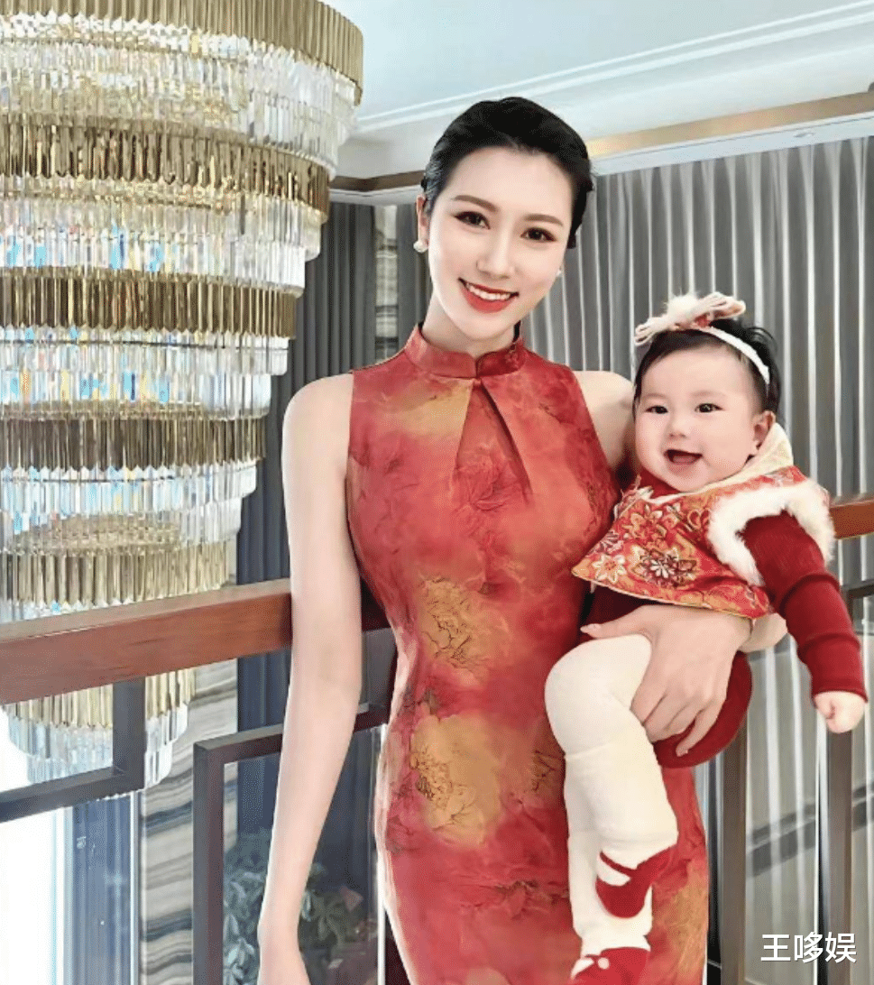 外公是影帝,舅舅是陈佩斯,爸爸是国家一级演员,自己甘愿当网红