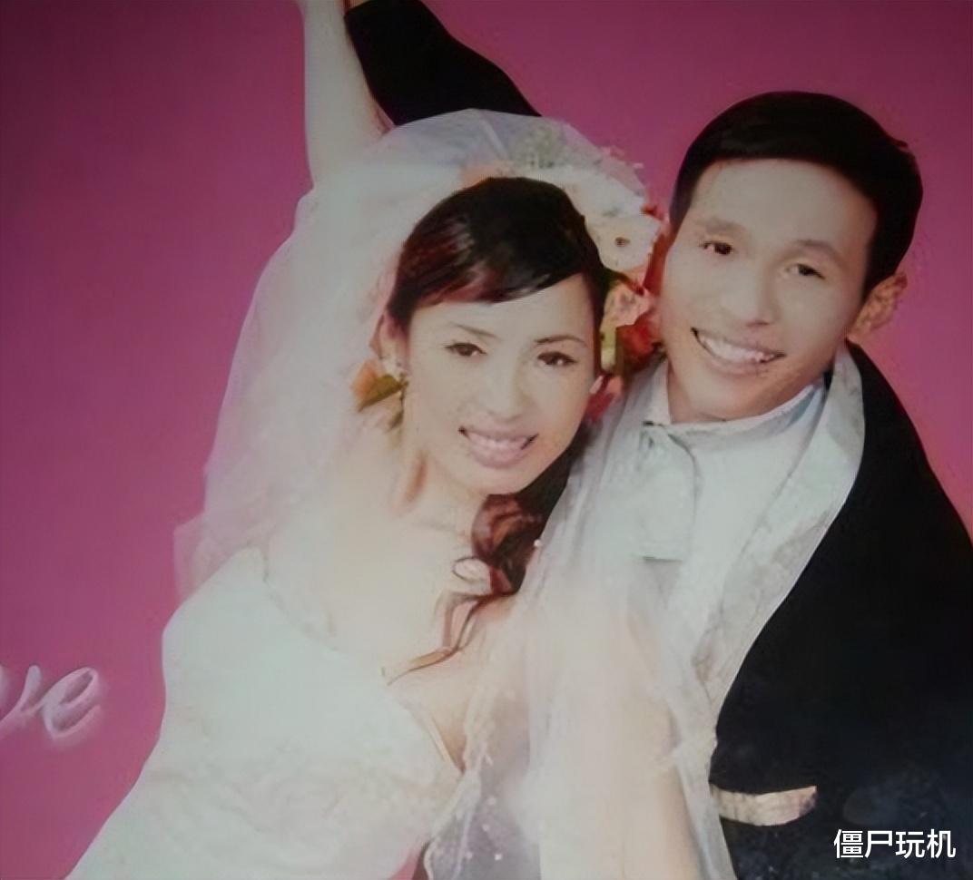 宋小宝成名后抛弃发妻,迎娶“天仙”女粉丝,生下龙凤胎,如今过得怎么样