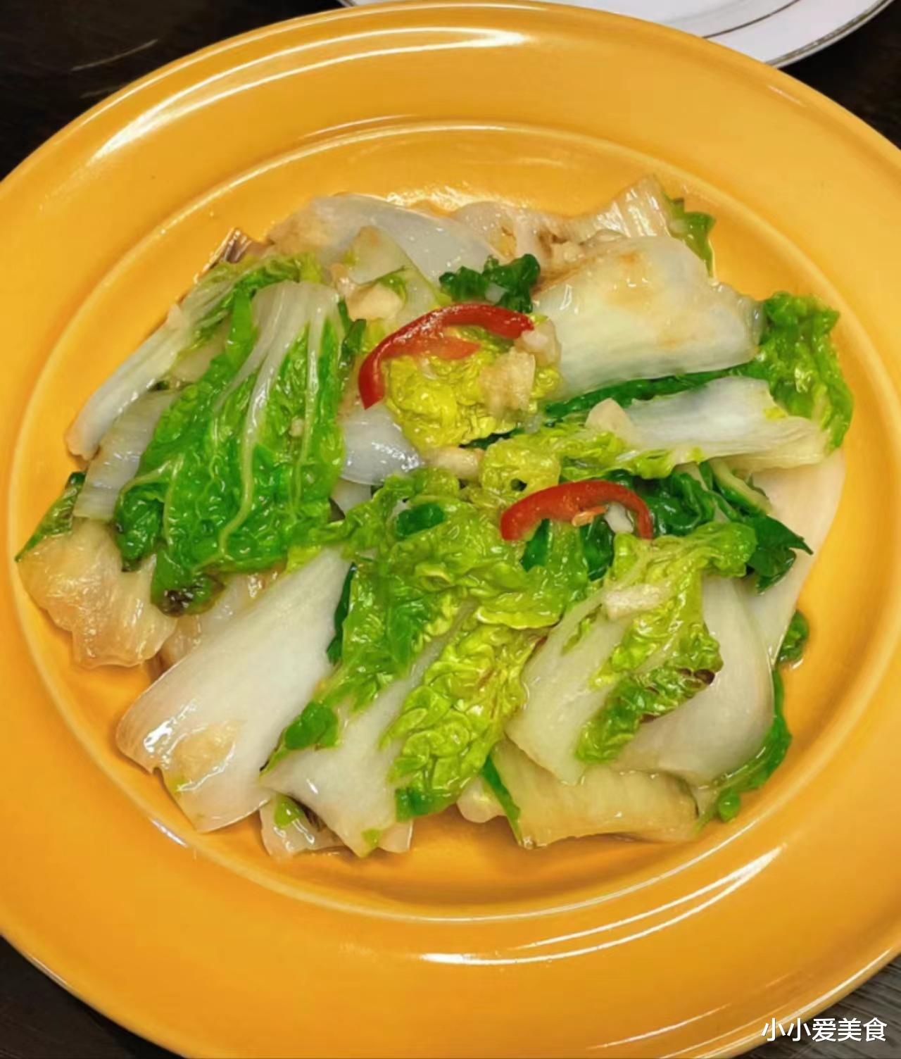 退休|60后退休阿姨晒晚餐，走红朋友圈，网友一看饭菜坐不住了