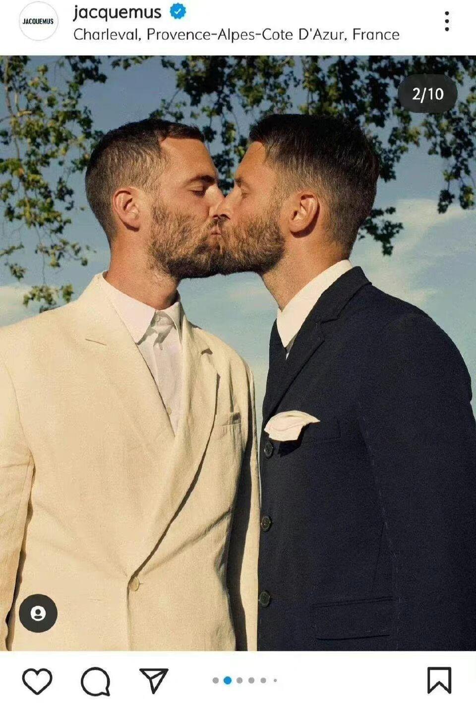 jennie|杨颖活成黄晓明高攀不起的样子!Jennie男同热吻,lisa75亿购房