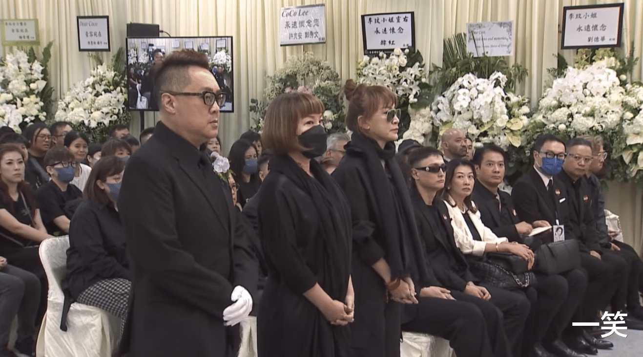 李玟出殡，灵柩写回原名李美林，外籍老公现身火葬场按下火化按钮