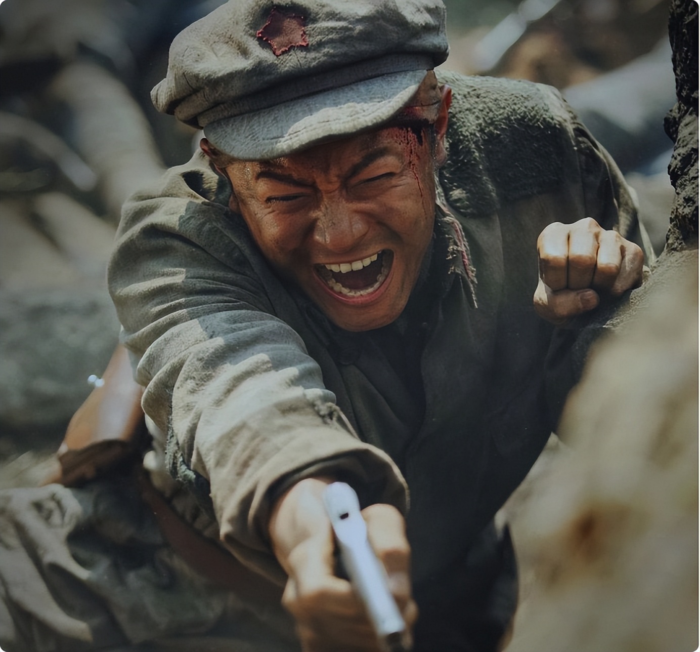 首日票房仅19.3万，离开了吴京，他成了烂片王