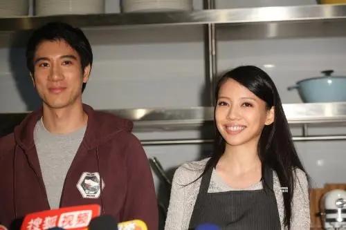 李靓蕾|李靓蕾绝地反击成功告诉我们：不好好读书，连架都吵不赢