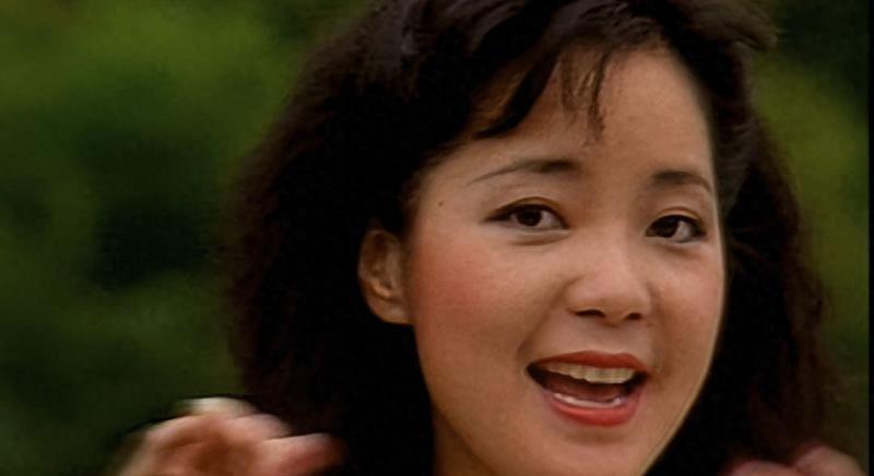 李连杰晒妻子近照,62岁利智衰老似老奶奶!反观前妻状态依然优雅