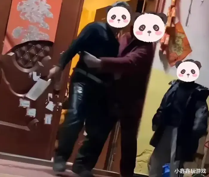 爷爷给学生递菜刀怂恿“砍妈”后续来了