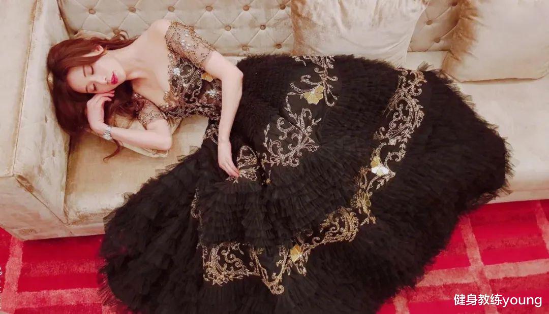 林志玲，48岁了仍显年轻，坦言5个小习惯，你也可以“冻龄”