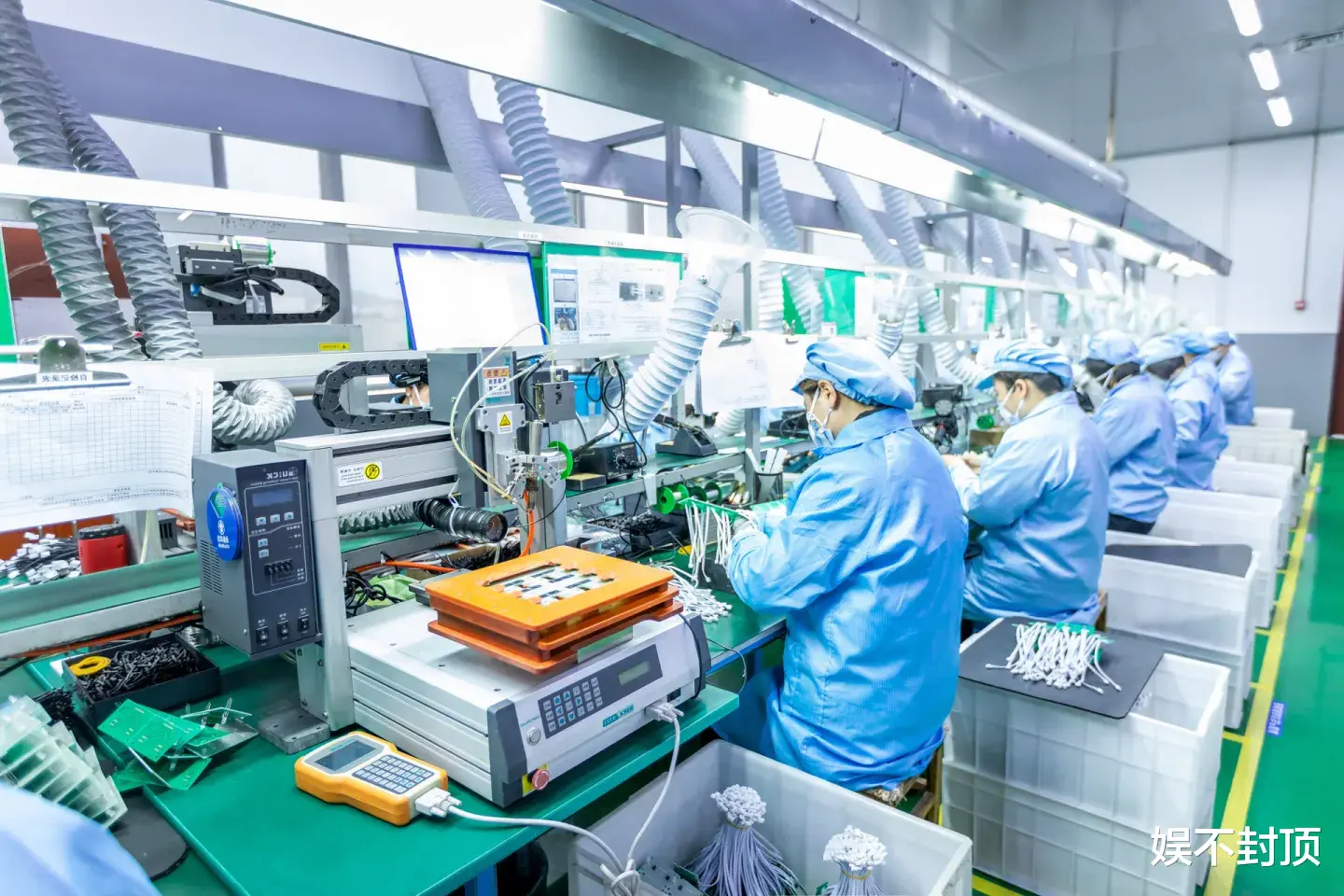 本科生|本科生却在流水线上班,天天和初中学历的人工作,感觉心里不平衡