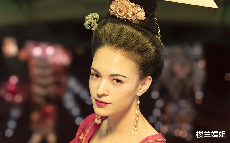 最痴狂“白居易”+最美艳“杨玉环”,为何救不活《天启异闻录》