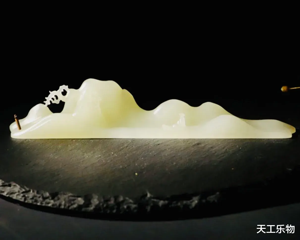 |边角废料还是风雅之物？精美绝伦的和田玉香插！