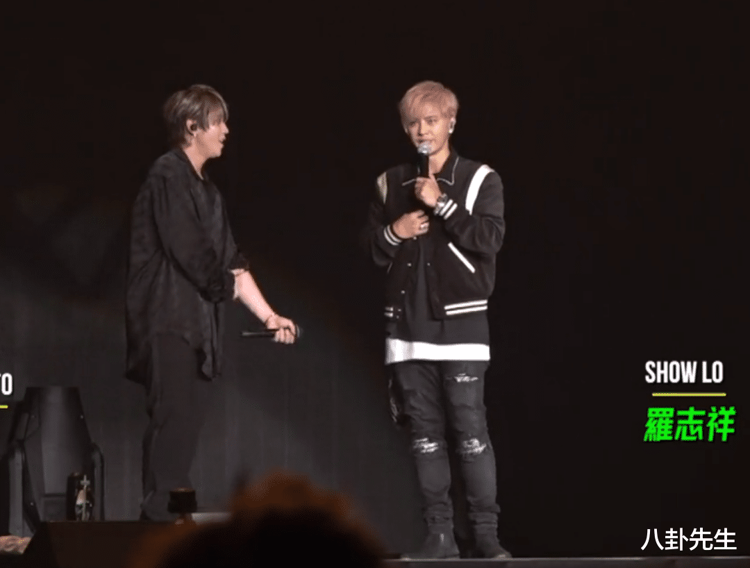 香港顶流姜涛开演唱会,身形肥胖圆成球,与罗志祥同场被全面碾压