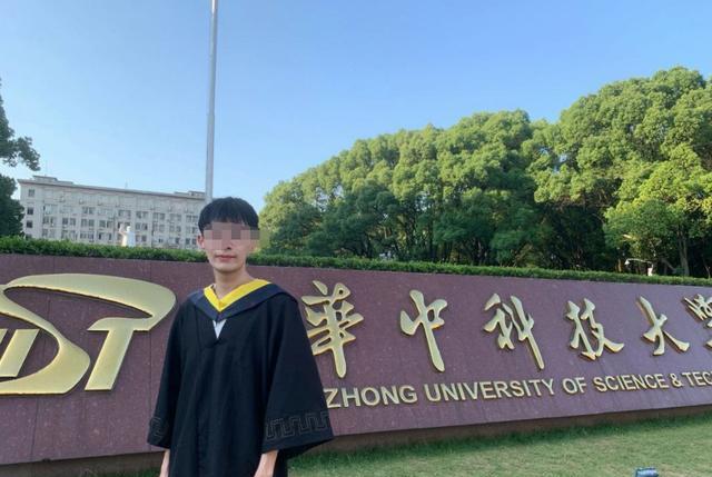 考研|华科热门专业本科毕业生两次考研失利,卑微求工作,长衫脱不下去