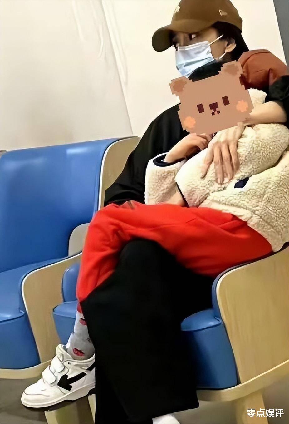 叶珂与黄晓明结束旅行返沪，晒豪宅照疑似baby婚房，引网友热议