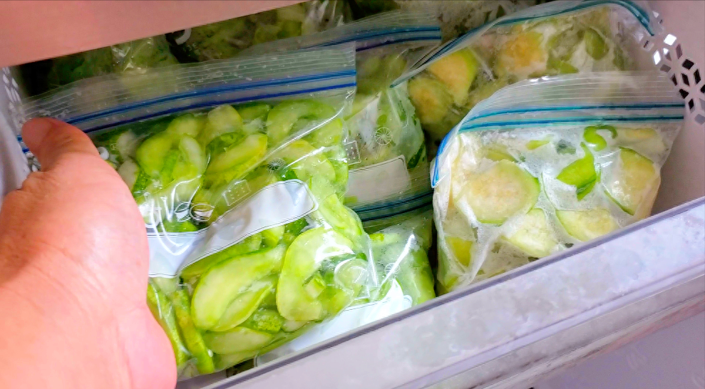 黄瓜|白露后，遇见这菜抓紧囤，简单一腌放冰箱，随吃随取，放一年不坏