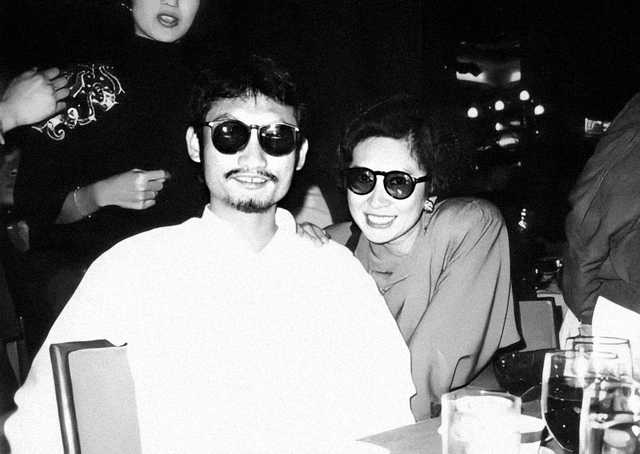 不P皱纹,不在乎白发,变老的样子也可以很“飒”