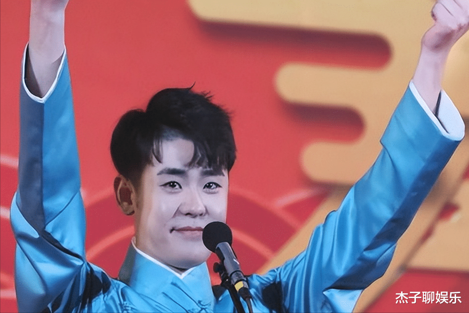 张云雷|“一日为师终生为父”,但抱歉!这一次郭德纲也“救”不了张云雷