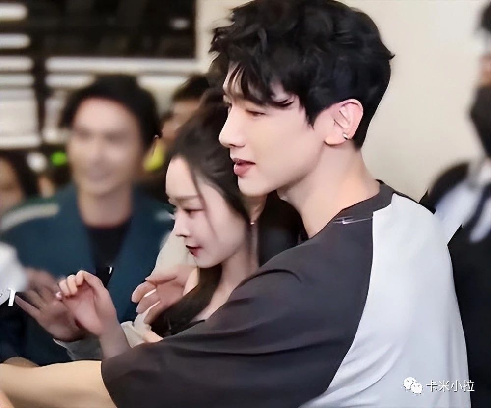 宋轶与白敬亭的低调之恋,究竟隐藏着什么秘密?