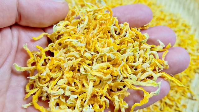 景甜|秋天，遇到这2种菜抓紧囤，晒干比新鲜的好吃，做咸菜，炖肉贼香