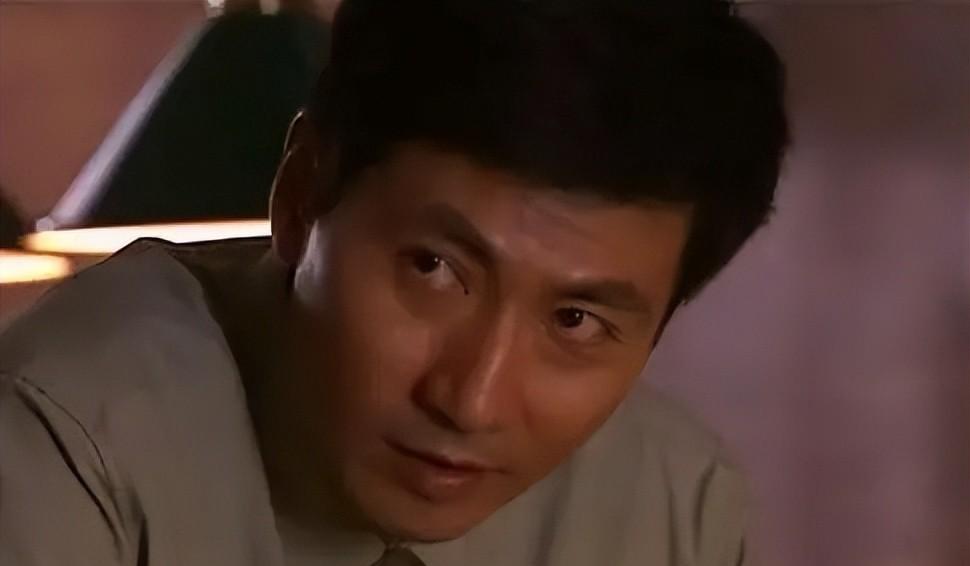 陆剑民|出道31年不温不火，老婆却靠一首歌吃了30年，如今成春晚常客