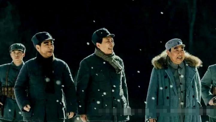 唐国强自编自导的革命题材，与老搭档刘劲再合作，侯勇于和伟演配角